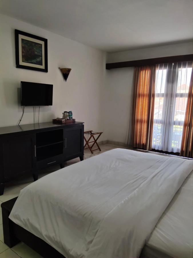 קוטה לומבוק La Walon Hotel מראה חיצוני תמונה