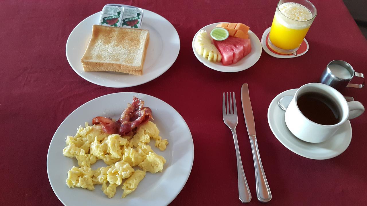 קוטה לומבוק La Walon Hotel מראה חיצוני תמונה