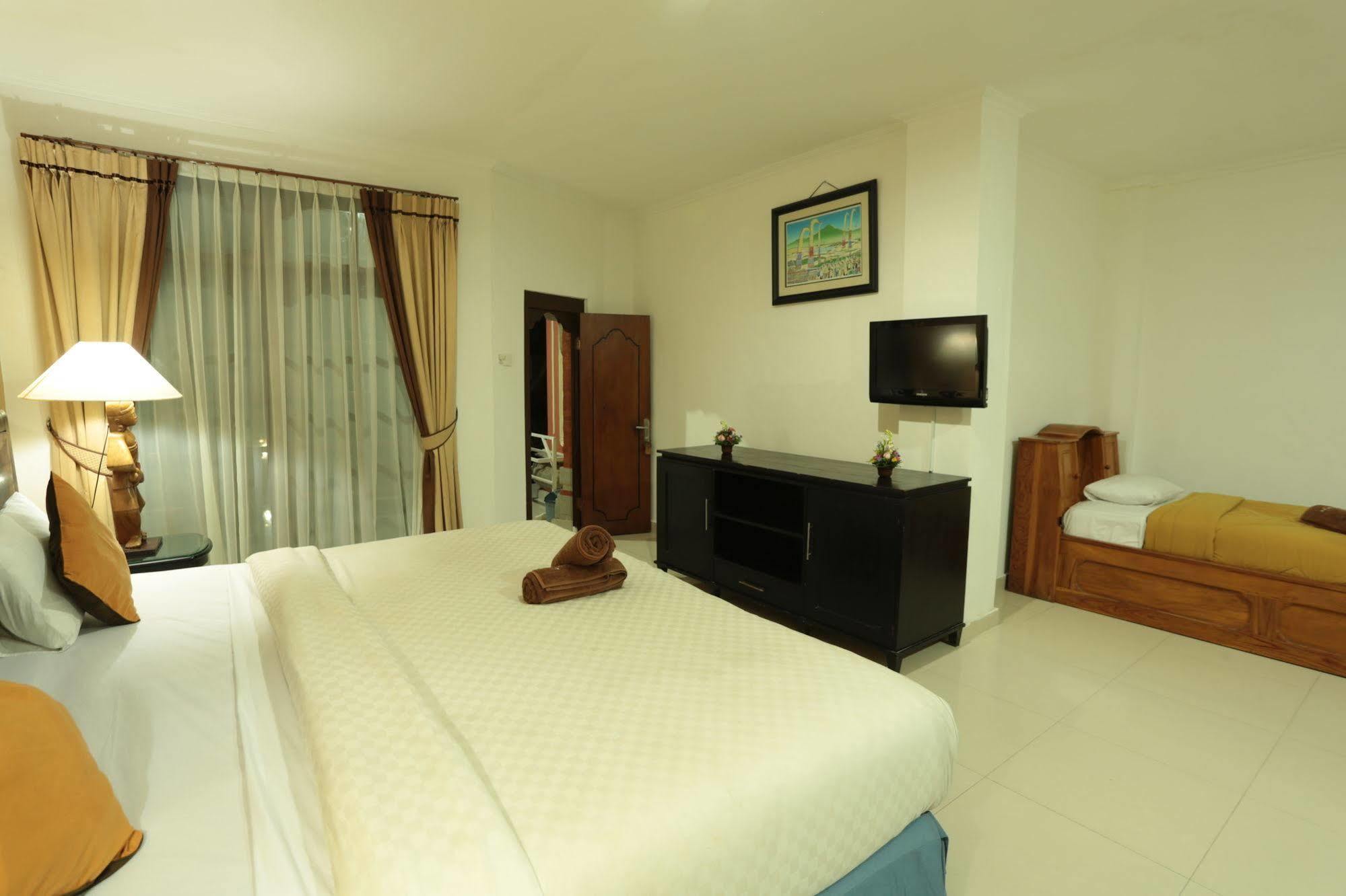 קוטה לומבוק La Walon Hotel מראה חיצוני תמונה